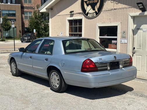 Blue 2006 Mercury Grand Marquis GS
