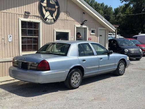 Blue 2006 Mercury Grand Marquis GS