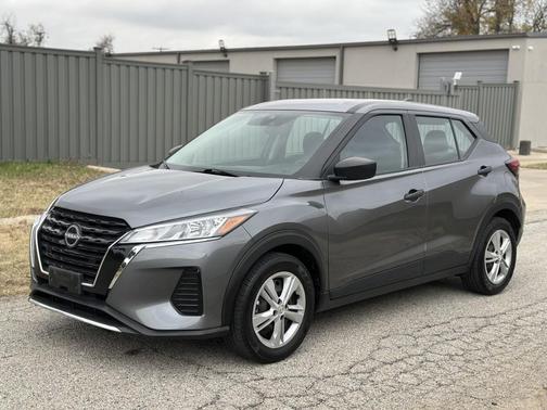 2023 Nissan Kicks S