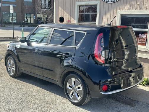 2017 Kia Soul EV +