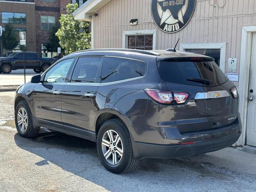 Tungsten Metallic 2016 Chevrolet Traverse 1LT