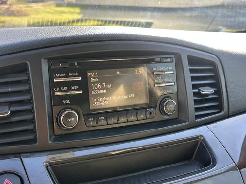 2012 Nissan Quest SV