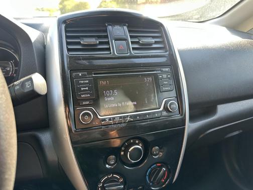 2016 Nissan Versa Note SV