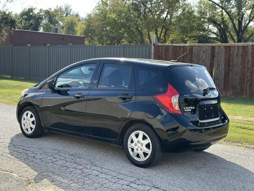 2016 Nissan Versa Note SV