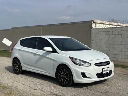2012 Hyundai Accent GS