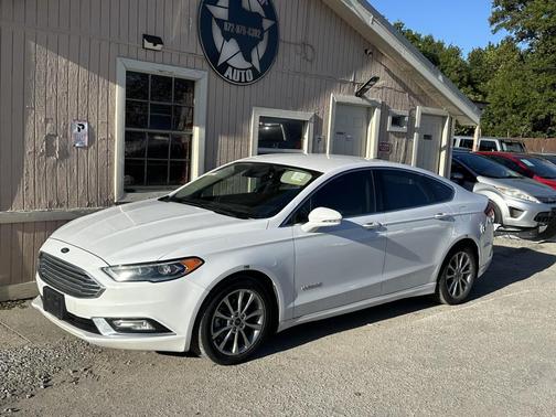 2017 Ford Fusion Hybrid SE