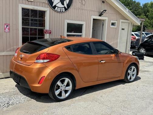 2015 Hyundai Veloster Base