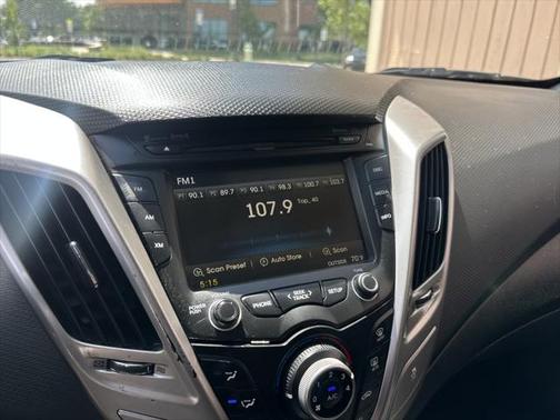 2015 Hyundai Veloster Base