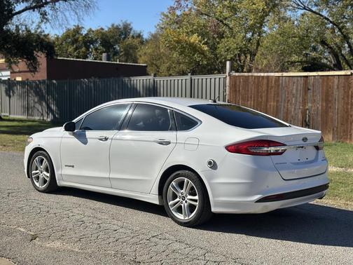 2018 Ford Fusion Hybrid SE