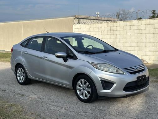 2013 Ford Fiesta SE