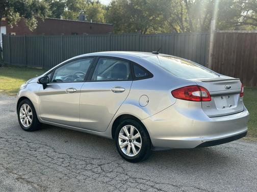 2013 Ford Fiesta SE