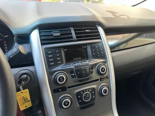 Deep Impact Blue Metallic 2014 Ford Edge SE