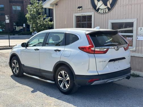 White 2018 Honda CR-V LX