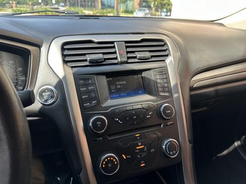 2018 Ford Fusion S