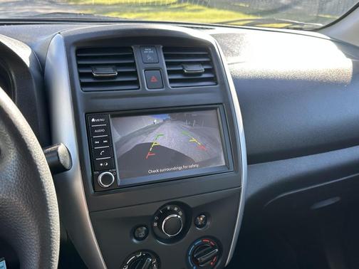 2019 Nissan Versa 1.6 SV