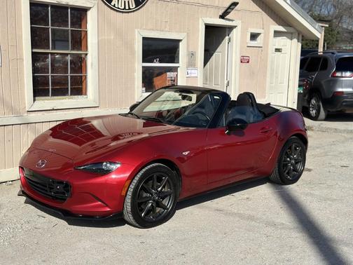 2016 Mazda MX-5 Miata Club