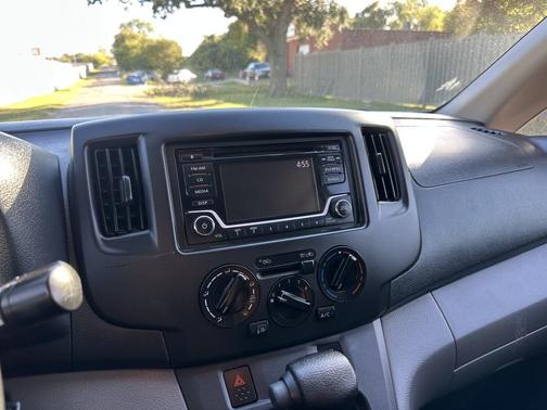 2019 Nissan NV200 SV