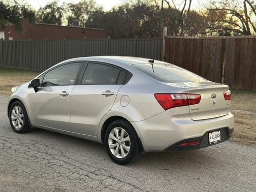 2013 Kia Rio EX