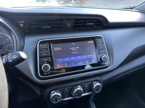 2019 Nissan Kicks SV