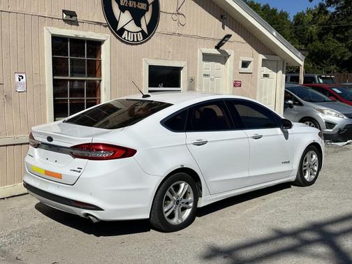 2018 Ford Fusion Hybrid SE