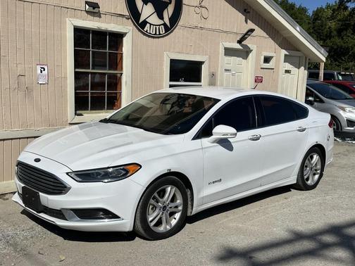 2018 Ford Fusion Hybrid SE