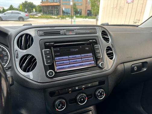 2015 Volkswagen Tiguan Auto S