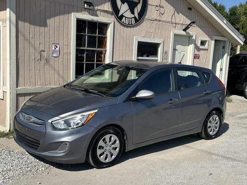 2017 Hyundai Accent SE
