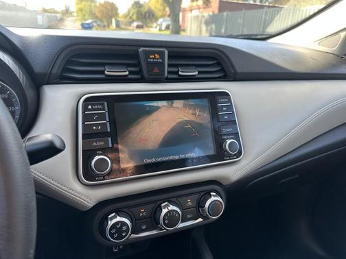 2020 Nissan Versa 1.6 SV