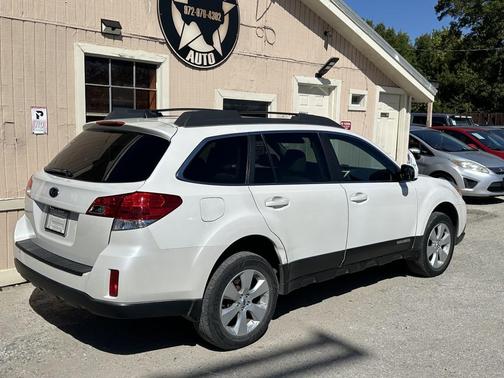 2012 Subaru Outback 2.5i Limited
