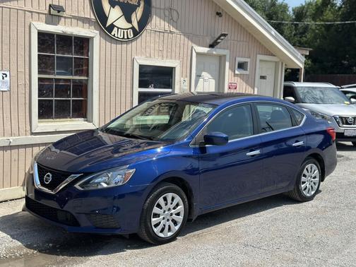 Deep Blue Pearl 2019 Nissan Sentra SV