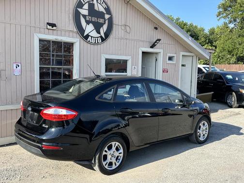 2016 Ford Fiesta SE