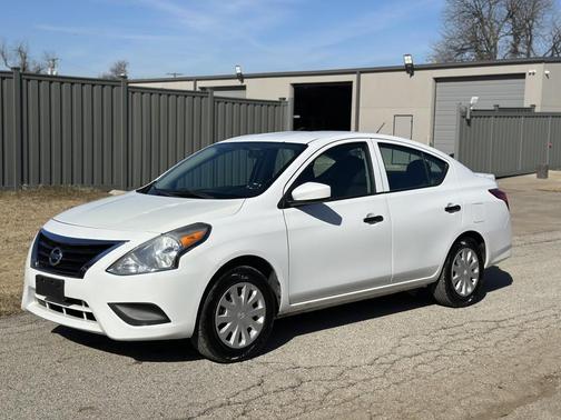 2019 Nissan Versa 1.6 SV