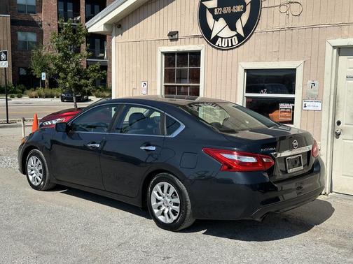 2016 Nissan Altima S