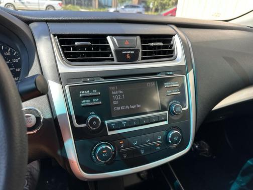 2016 Nissan Altima S