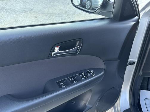 2012 Hyundai Elantra Touring GLS