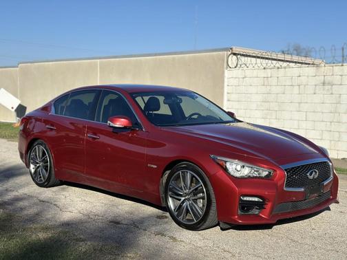 2015 INFINITI Q50 Hybrid Premium