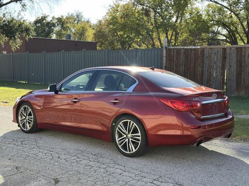 2015 INFINITI Q50 Hybrid Premium