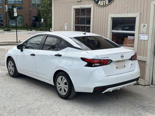 Fresh Powder 2023 Nissan Versa 1.6 S