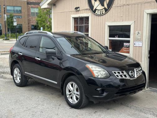 Black 2015 Nissan Rogue Select S