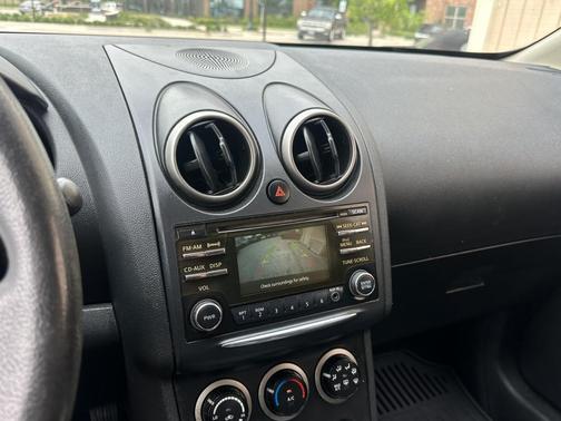 Black 2015 Nissan Rogue Select S