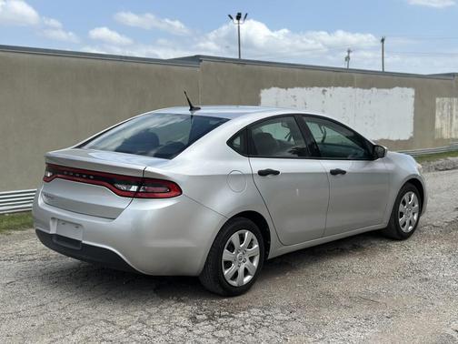 Bright Silver Metallic Clearcoat 2013 Dodge Dart SE