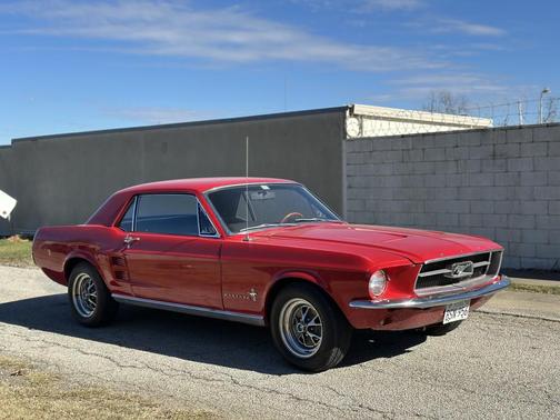 1967 Ford Mustang Base