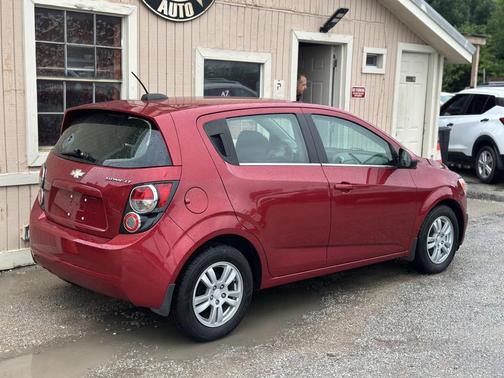 Red 2015 Chevrolet Sonic LT