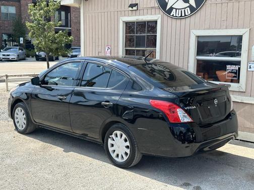 2018 Nissan Versa 1.6 SV