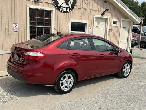 2016 Ford Fiesta SE