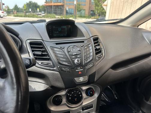 2016 Ford Fiesta SE