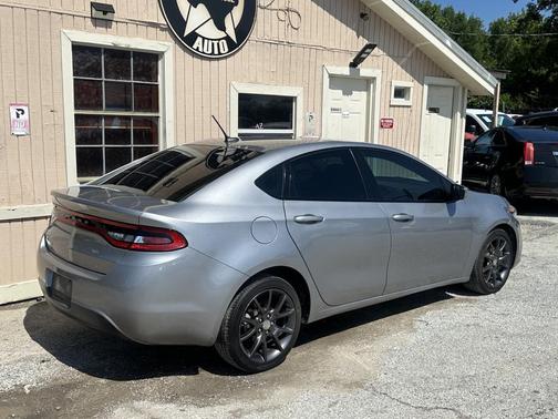 2016 Dodge Dart SE