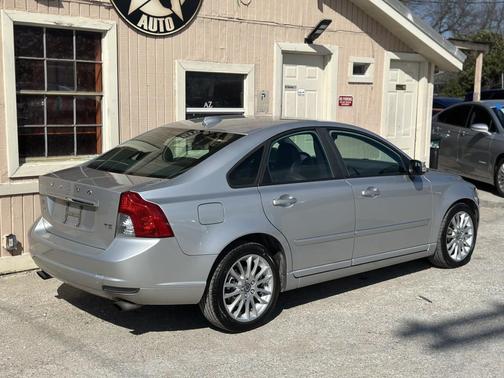 2011 Volvo S40 T5
