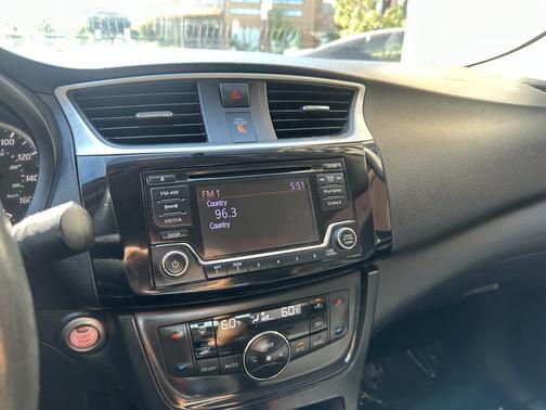 2018 Nissan Sentra SV