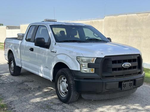 Oxford White 2015 Ford F-150 XL